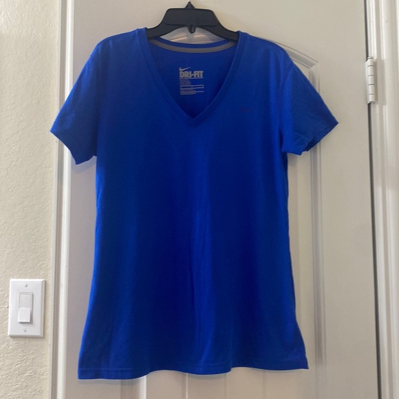 Nike Tops - nike dry fit shirt